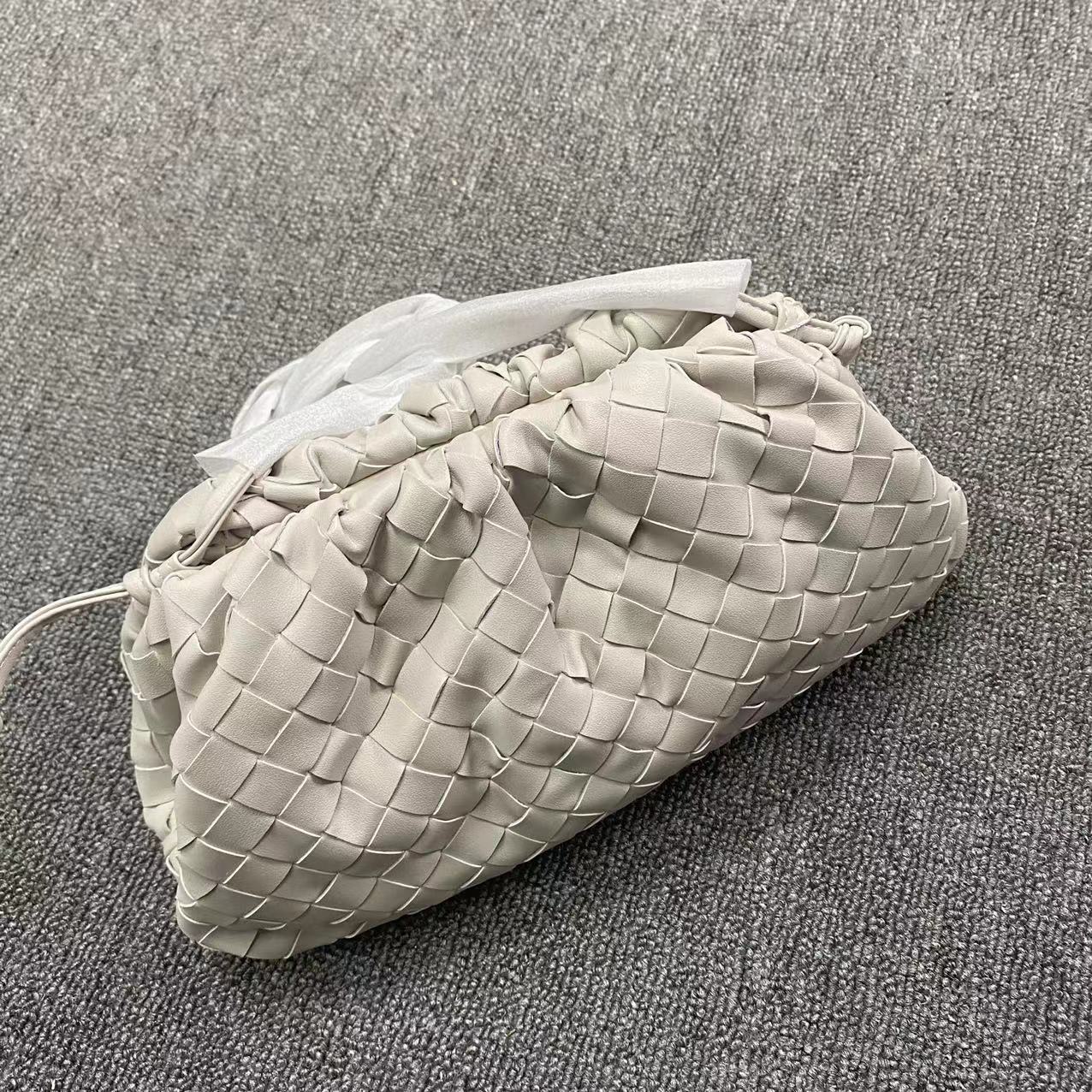 包包女新款皱褶饺子包真皮云朵包牛皮编织单肩斜挎包阿希歌同款